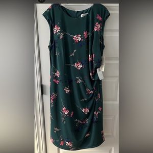 Eliza J Sheath lined dress size 18W Green Floral Pattern NWT ZIP BACK Slimming